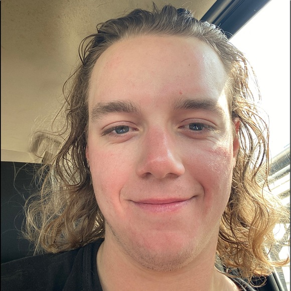 Profile Picture of Branson Tancowny (@swiffsbe) on Poshmark
