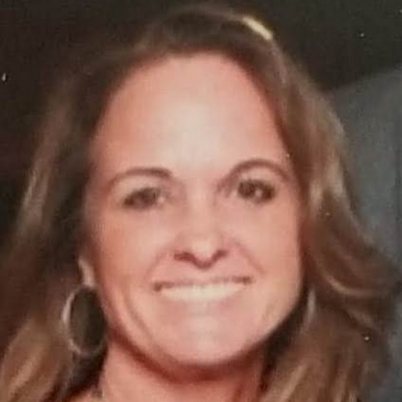 Profile Picture of Mary Spychalla (@spygirlmary) on Poshmark