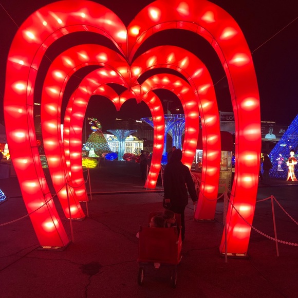 Profile Picture of Bobby Cox (@bobbycox81) on Poshmark