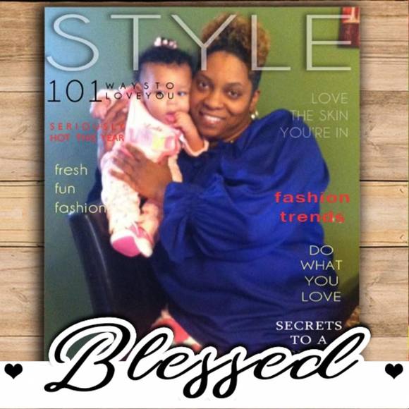 Profile Picture of Minnie Moore (@daniellec74) on Poshmark