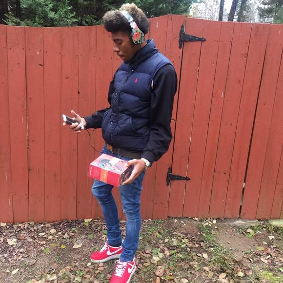 Profile Picture of Brice Andrews (@briceandrews) on Poshmark