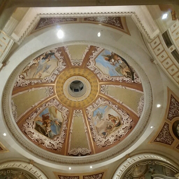 Profile Picture of Lisa Pratt (@lpratt38) on Poshmark