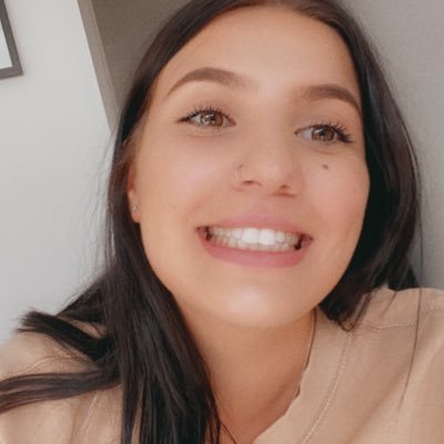 Profile Picture of T 🌹 (@chloekeith__) on Twitter