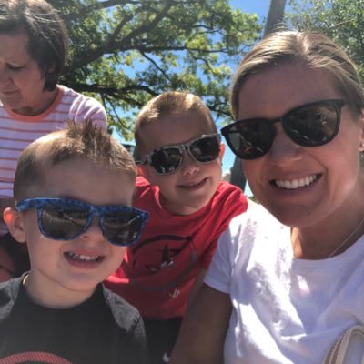 Profile Picture of Jessica Null (@jmnull82) on Twitter