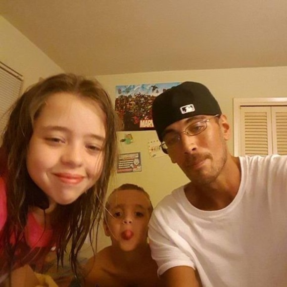 Profile Picture of Donald Crabtree (@donaldcrabtree) on Poshmark