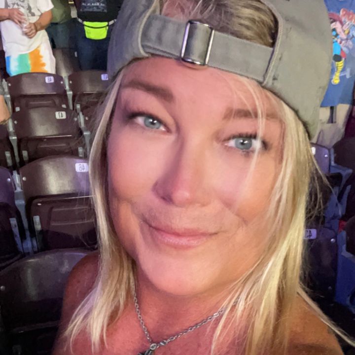 Profile Picture of robinrobersoncarp (@robinrobersoncarp) on Tiktok