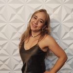 Profile Picture of Audrey Lara (@audreysmaniotto) on Instagram