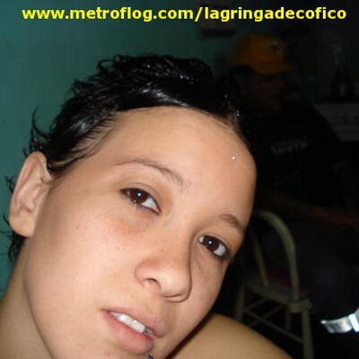 Profile Picture of Carla Lorena Lobato (@carla_cba_2010) on Twitter