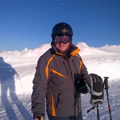 Profile Picture of Michael Tayler (@redmike1962) on Twitter
