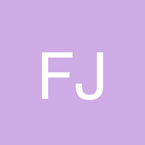 Profile Picture of Fernanda Jimenez (@aj22k) on Poshmark