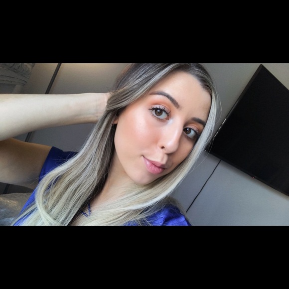 Profile Picture of Leah Dorchak (@ldorchak) on Poshmark