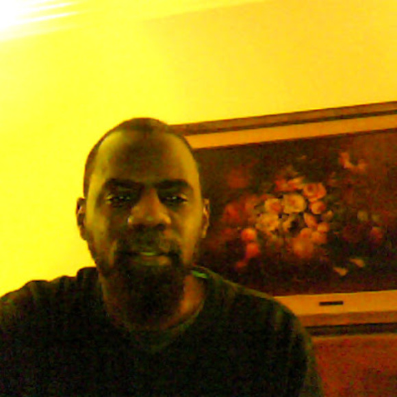 Profile Picture of Calvin Moore (@shuja718) on Poshmark