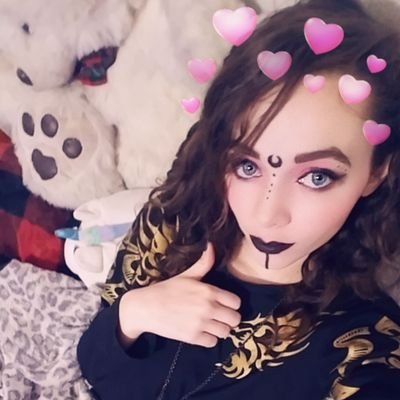 Profile Picture of Katherine Colour (@GothicMattel) on Twitter
