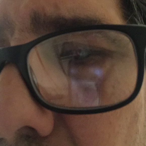 Profile Picture of Cesar Felizola (@happywave1) on Poshmark