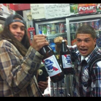 Profile Picture of Kevin DeMello (@midge401k) on Twitter