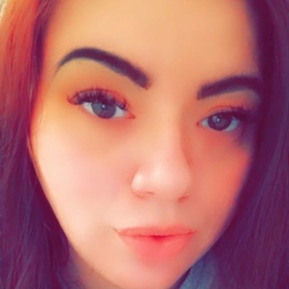 Profile Picture of Trysh Love (@trysh_love) on Poshmark
