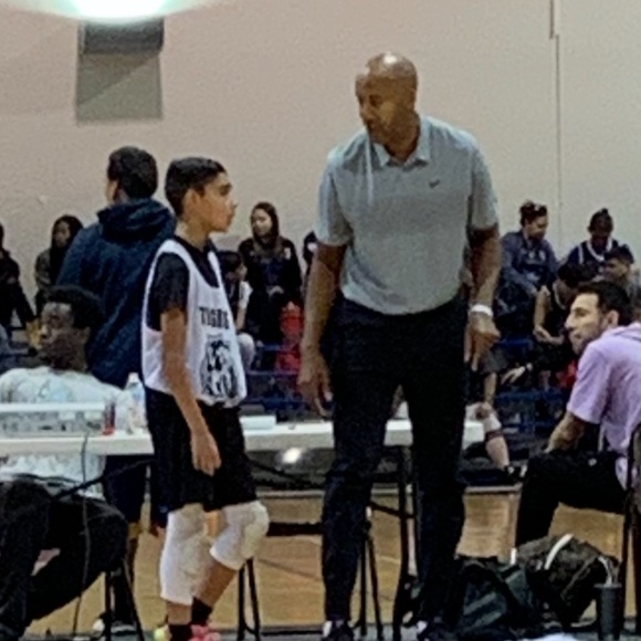 Profile Picture of Aaron Garcia (@aarongarcia32) on Poshmark