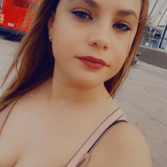 Profile Picture of Harriette Harriette (@hharriette) on Poshmark