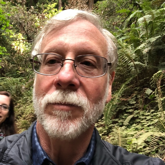 Profile Picture of Michael Bloch (@mikebloch) on Poshmark