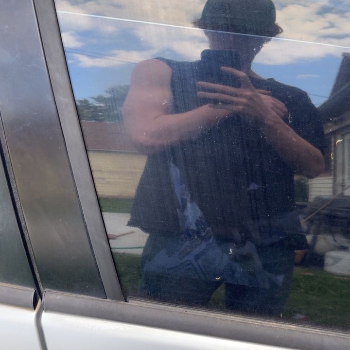 Profile Picture of dustin hussey (@dustin_hussey) on Tiktok