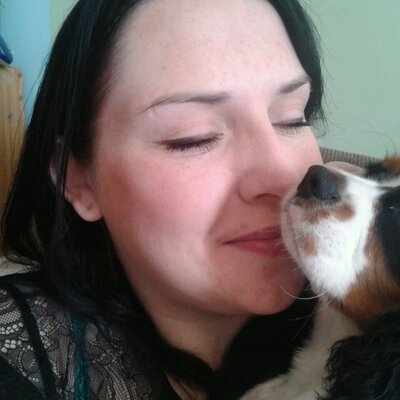 Profile Picture of Lisa Moulton (@mrsmoulton01) on Twitter