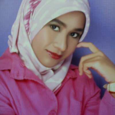 Profile Picture of Nur Azura Azuddin (@azurahumairah) on Twitter