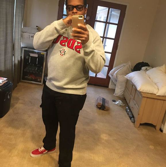 Profile Picture of Andrew Todd (@activeandy) on Poshmark
