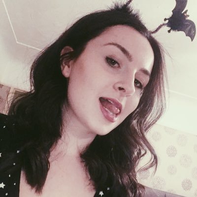 Profile Picture of Lucy Wright 🌸 (@lucywright2206) on Twitter