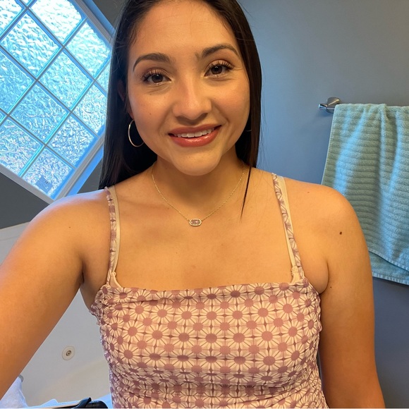 Profile Picture of Cinthia Ramos (@cindy_ramos96) on Poshmark