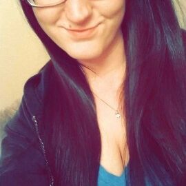 Profile Picture of Chelsea Smith (@chelseasmith27) on Pinterest