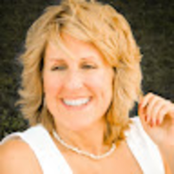 Elizabeth Visciano - Poshmark Profile Picture of Elizabeth Visciano (@lizziebv9670) on Poshmark