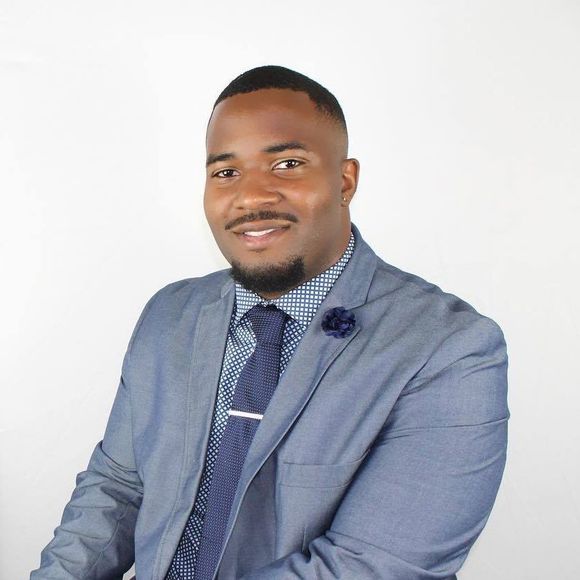 Profile Picture of Lorenzo Moore (@moorelifex0) on Poshmark