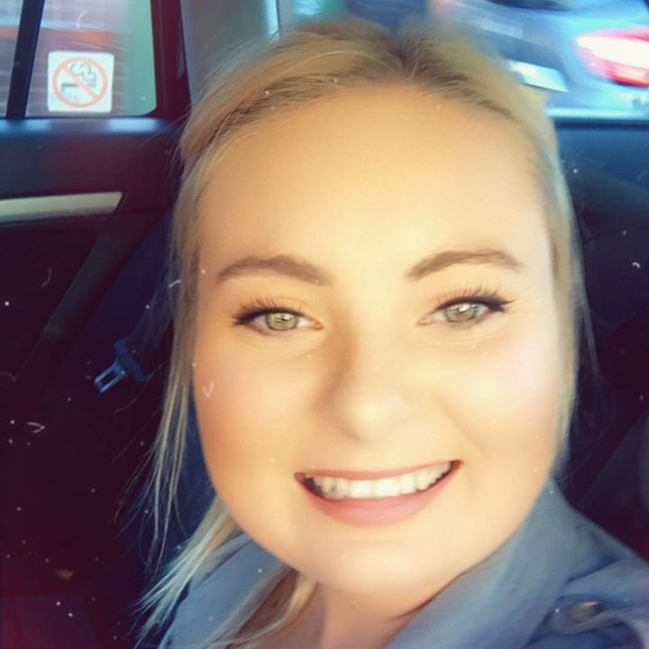 Profile Picture of Carly Heuer (@carlyclare) on Tiktok