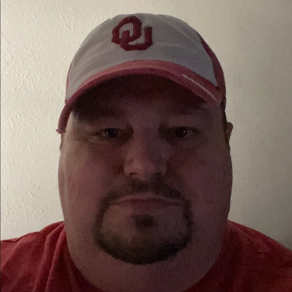 Profile Picture of Larry Whitlock (@larry_whitlock) on Poshmark