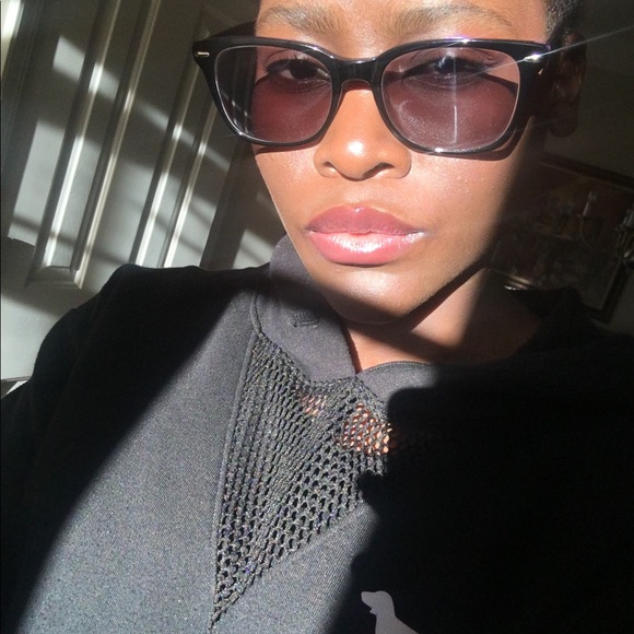 Profile Picture of Kayina Sakanyi (@kayina003) on Poshmark