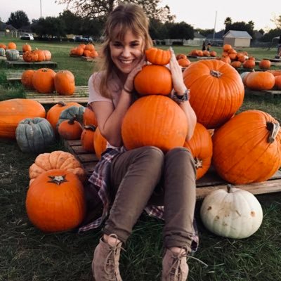 Profile Picture of Clur (@Claire_Wiseman1) on Twitter