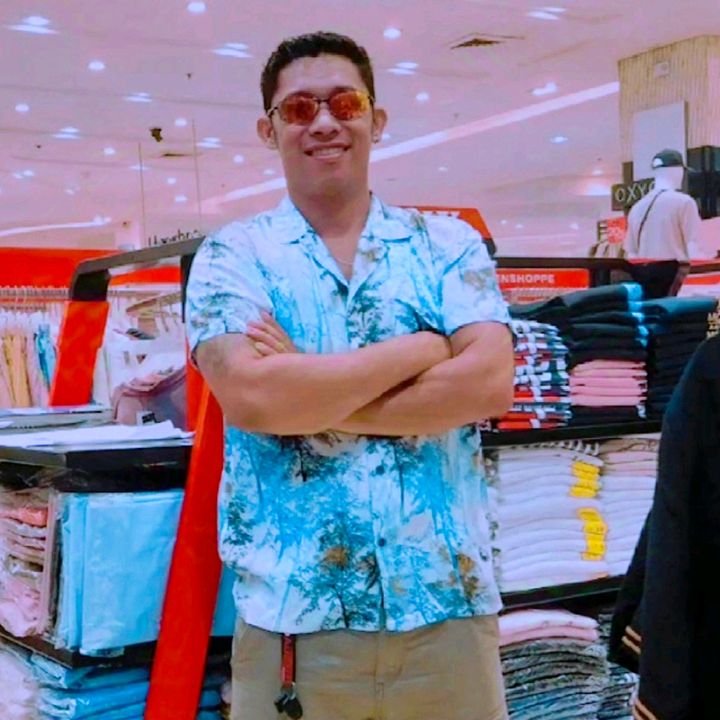 Profile Picture of juliesingco (@juliesingco) on Tiktok