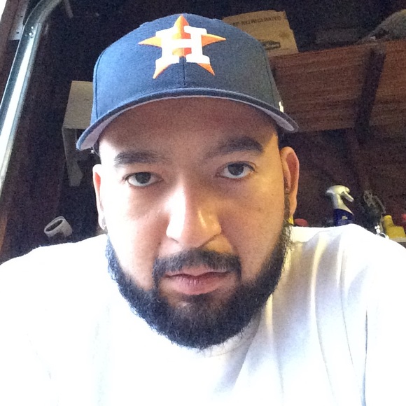 Chris Batiste - Poshmark Profile Picture of Chris Batiste (@cdollars) on Poshmark