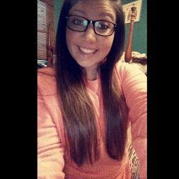 Profile Picture of Lindsey Gusich (@lindsey_gusich) on Twitter