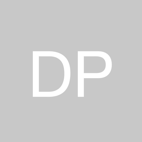 Profile Picture of Dovie Peschel (@doviep) on Poshmark