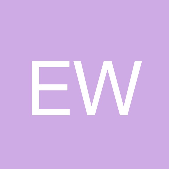 Profile Picture of Eliza Wolfe (@eliza_wolfe) on Poshmark