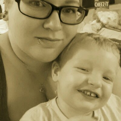 Profile Picture of Catherine Summers (@@KatSummers2000) on Twitter