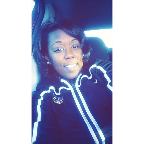 Profile Picture of Brittney Stevenson (@bsteven12) on Poshmark