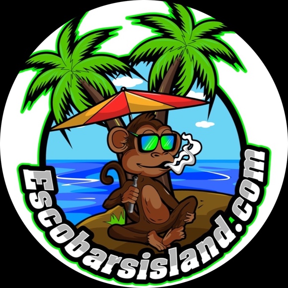 Profile Photo of Escobars Islands (@exzotic2mebars) on Poshmark