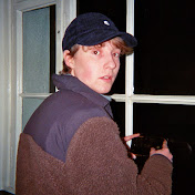 Profile Picture of Ben Moore (@ben_moore) on Youtube