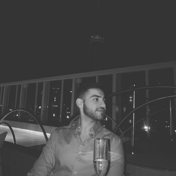 Profile Picture of Akshay Mehra (@ashmehr) on Poshmark