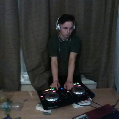 Profile Picture of DJ_Max_Baird (@DJ_Max_baird) on Twitter