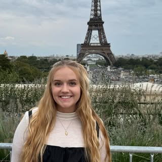 Profile Picture of ✰ Dani Harris ✰ (@harris.danielle) on Instagram