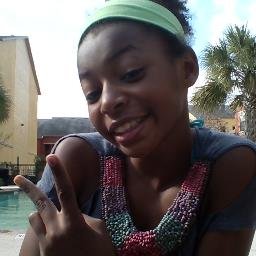 Profile Picture of Amina Downs (@ElevenElise) on Twitter