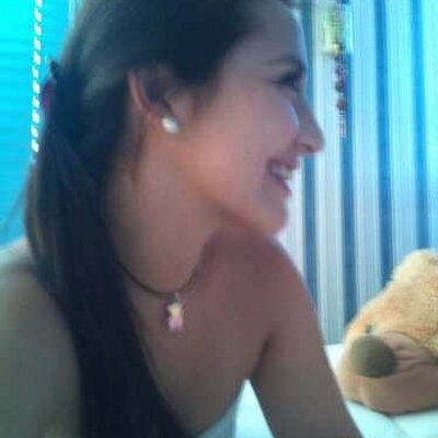 Profile Picture of Vanessa (@VanessaCancino) on Twitter